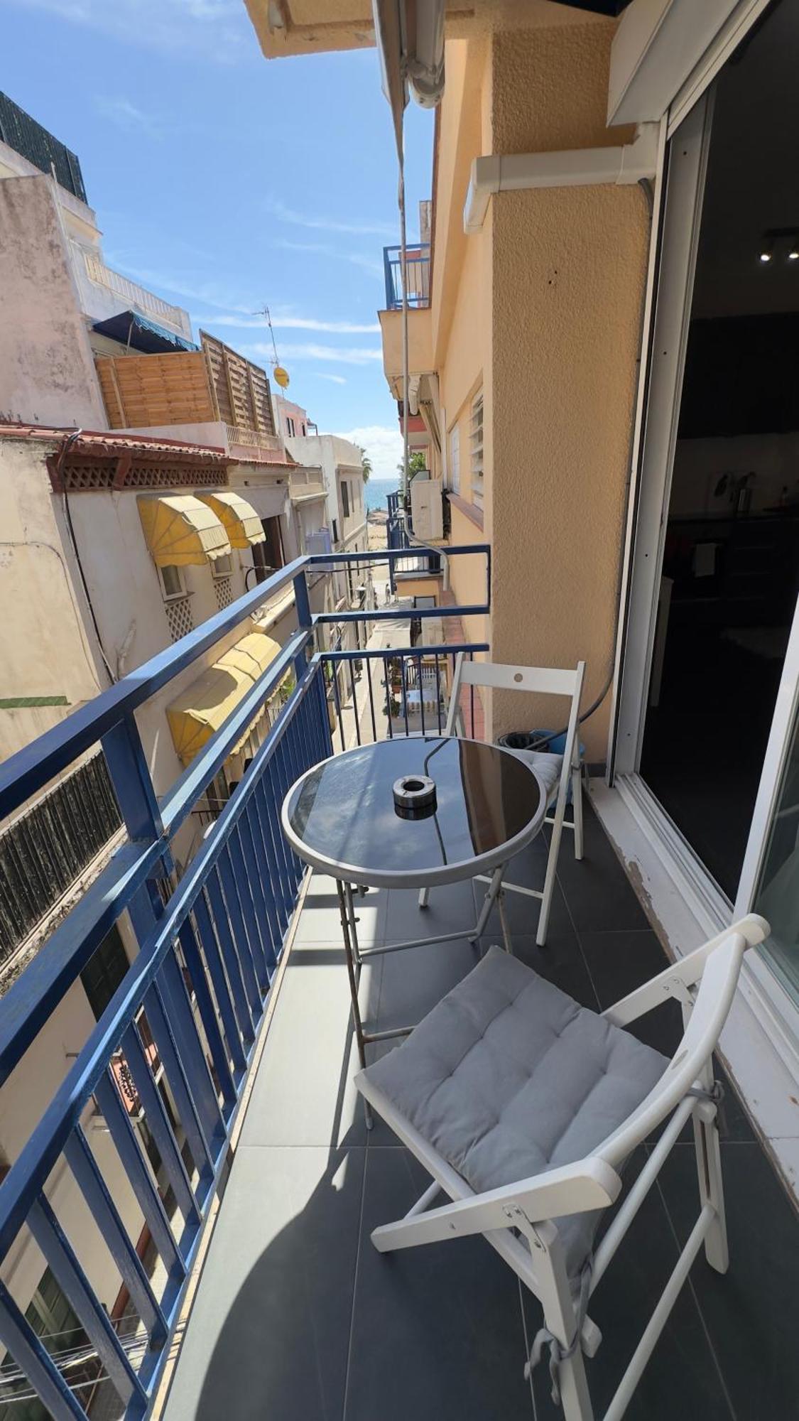 Sunny Flat In Sitges 30 Seconds To Beach, Balcony & Sea Views! Екстер'єр фото